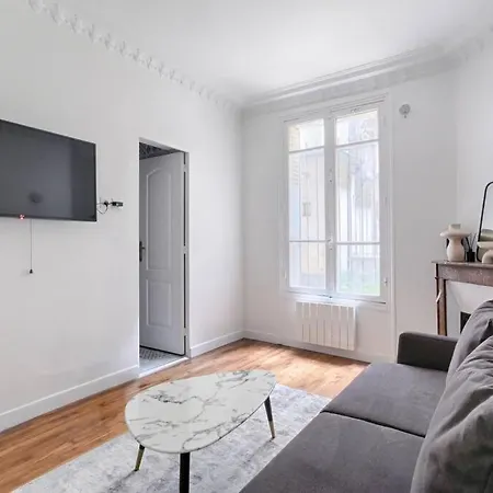 Montmartre/natier : Cosy 2p *